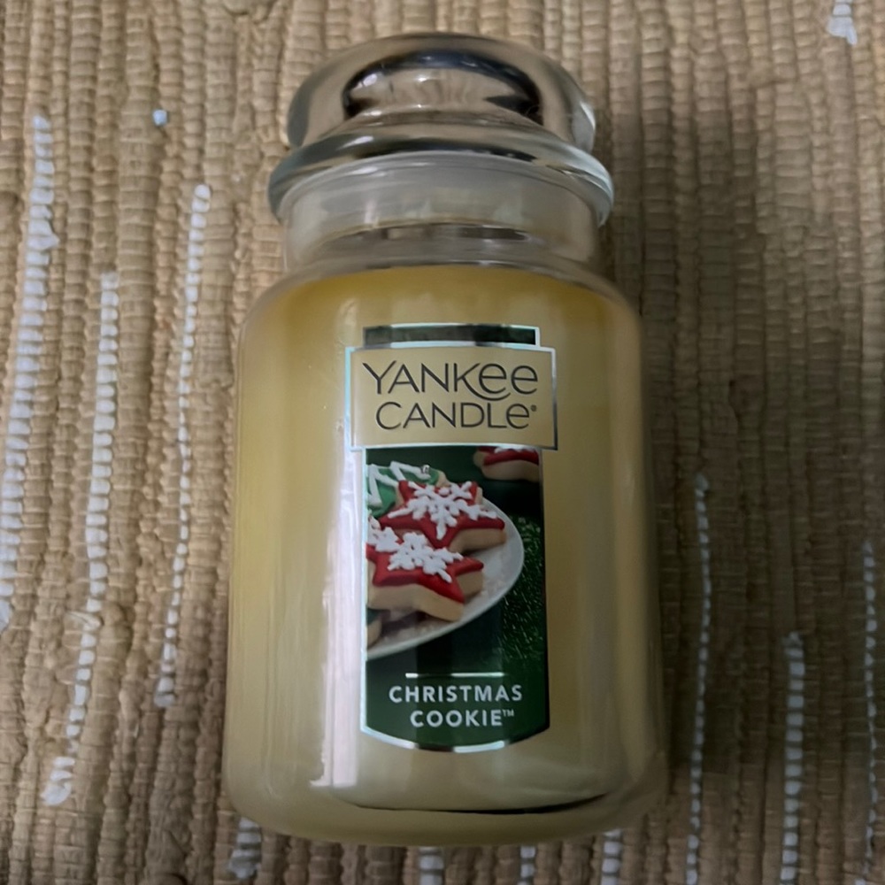 Yankee New Christmas Cookie 22oz Candle